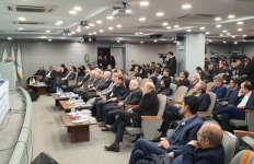 اخذ تندیس برنزی جایزه مسئولیت اجتماعی مدیریت انجمن مدیریت ایران توسط میدکو اخذ تندیس برنزی جایزه مسئولیت اجتماعی مدیریت انجمن مدیریت ایران توسط میدکو