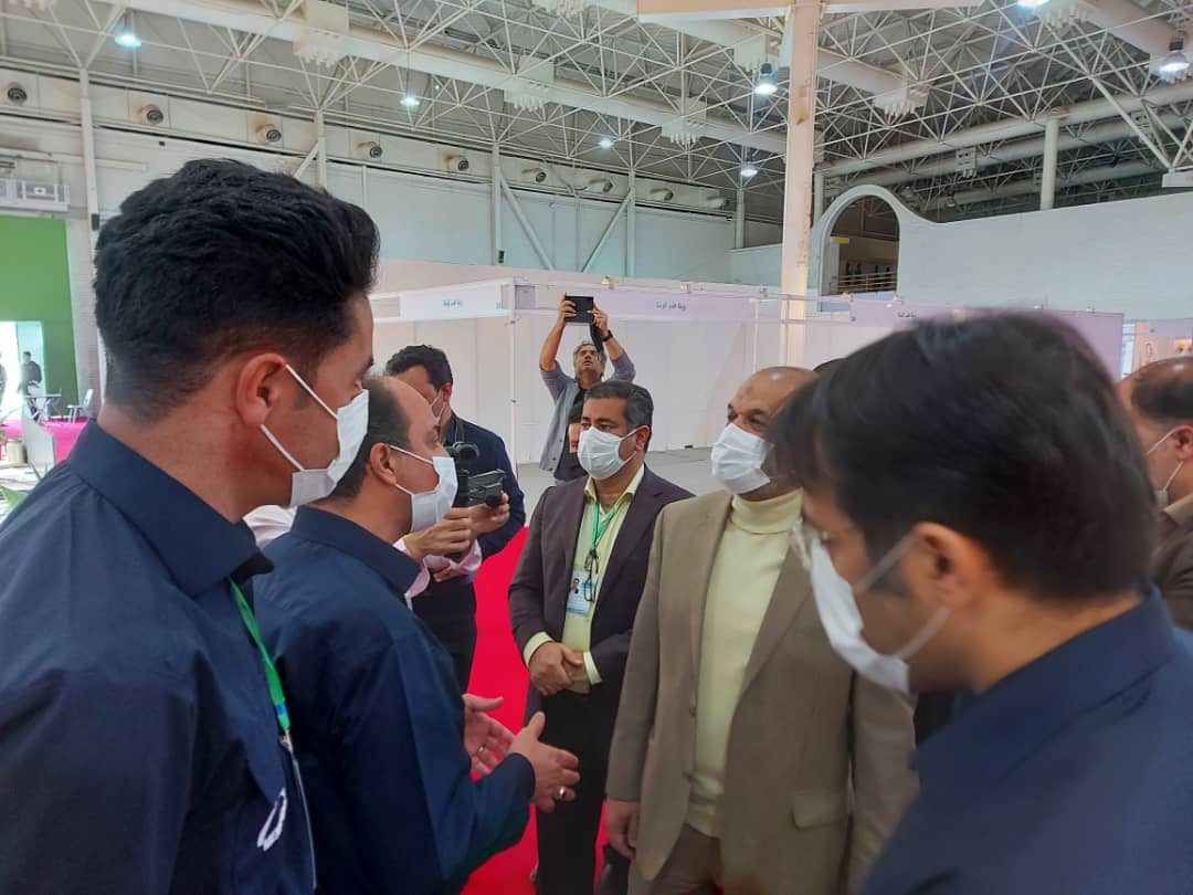 بازدید وزیر کشور از غرفه میدکو در نمایشگاه محیط زیست