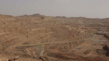 معدن سنگ آهن جلال آباد 4