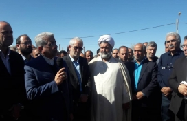 عملیات اجرای پروژه جمع‌آوری فاضلاب شهرستان زرند