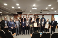 میدکو تندیس زرین جایزه بین‌المللی مدیریت ‌دانشی (KM4D) را دریافت کرد.